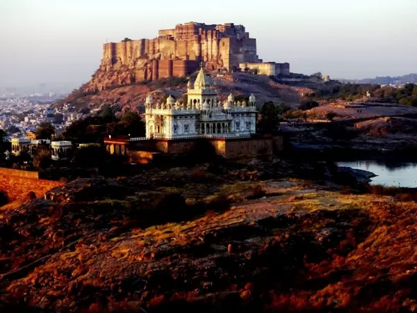 Thada &amp; Fort at Sunrise